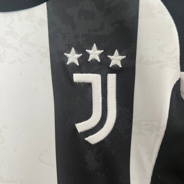 Conjunto Infantil Juventus 24/25 Home Adidas - Listrado