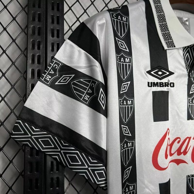 Camisa Atlético Mineiro Retrô 1995 Preta e Branca - Umbro