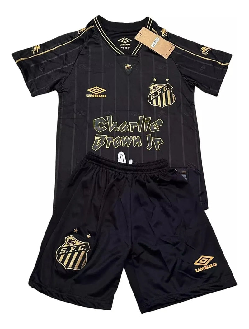 Kit Infantil Santos Charlie Brown Jr Edição Especial 25/26 - Umbro