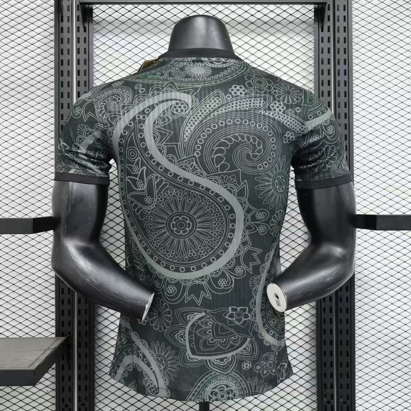 Camisa Barcelona Edição Especial 2024/25 Jogador Nike Masculino com Patch - Preta e Branca